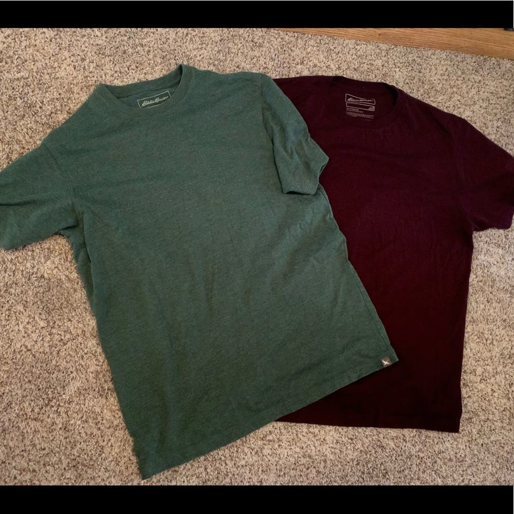 2 mens Eddie Bauer short sleeve tshirts